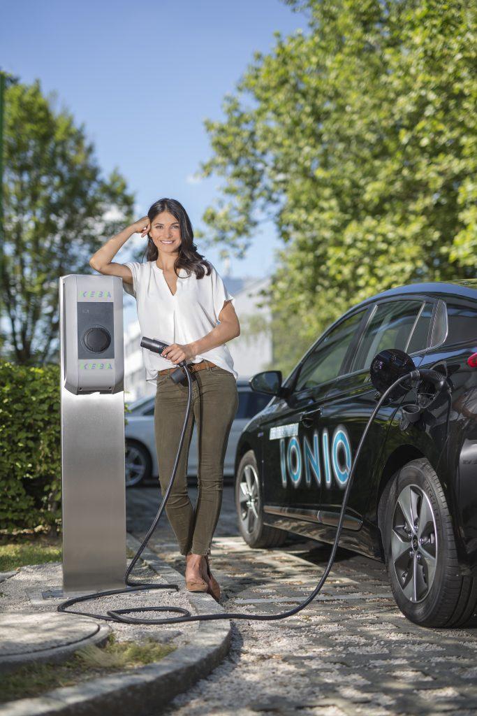 Qui sommes nous ? 1 voiture électrique